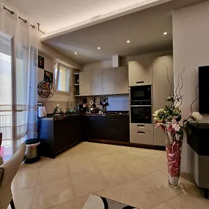 novoli-chic-cuore-di-firenze.it-tuscanyhotel.com/